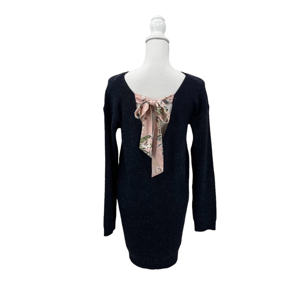 Hem & Thread Navy Sweater Dress with Floral Tieback Bow Super Soft Size M - Picture 2 of 10
